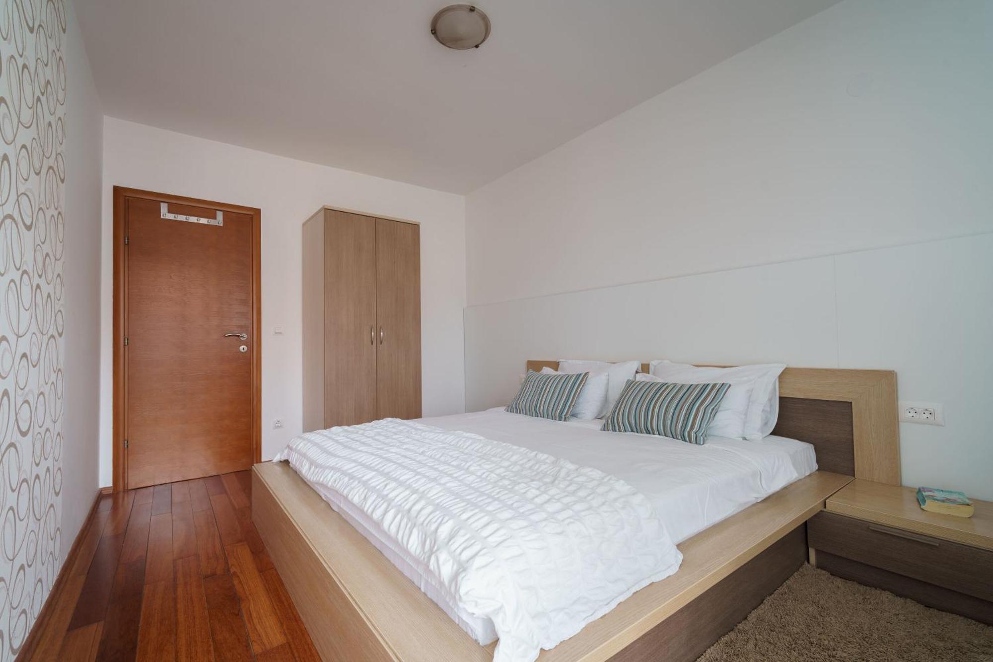 Apartments Valbruna Rovigno Esterno foto