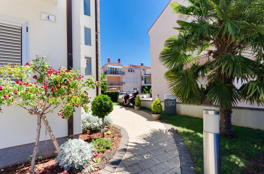 Apartments Valbruna Rovigno Esterno foto